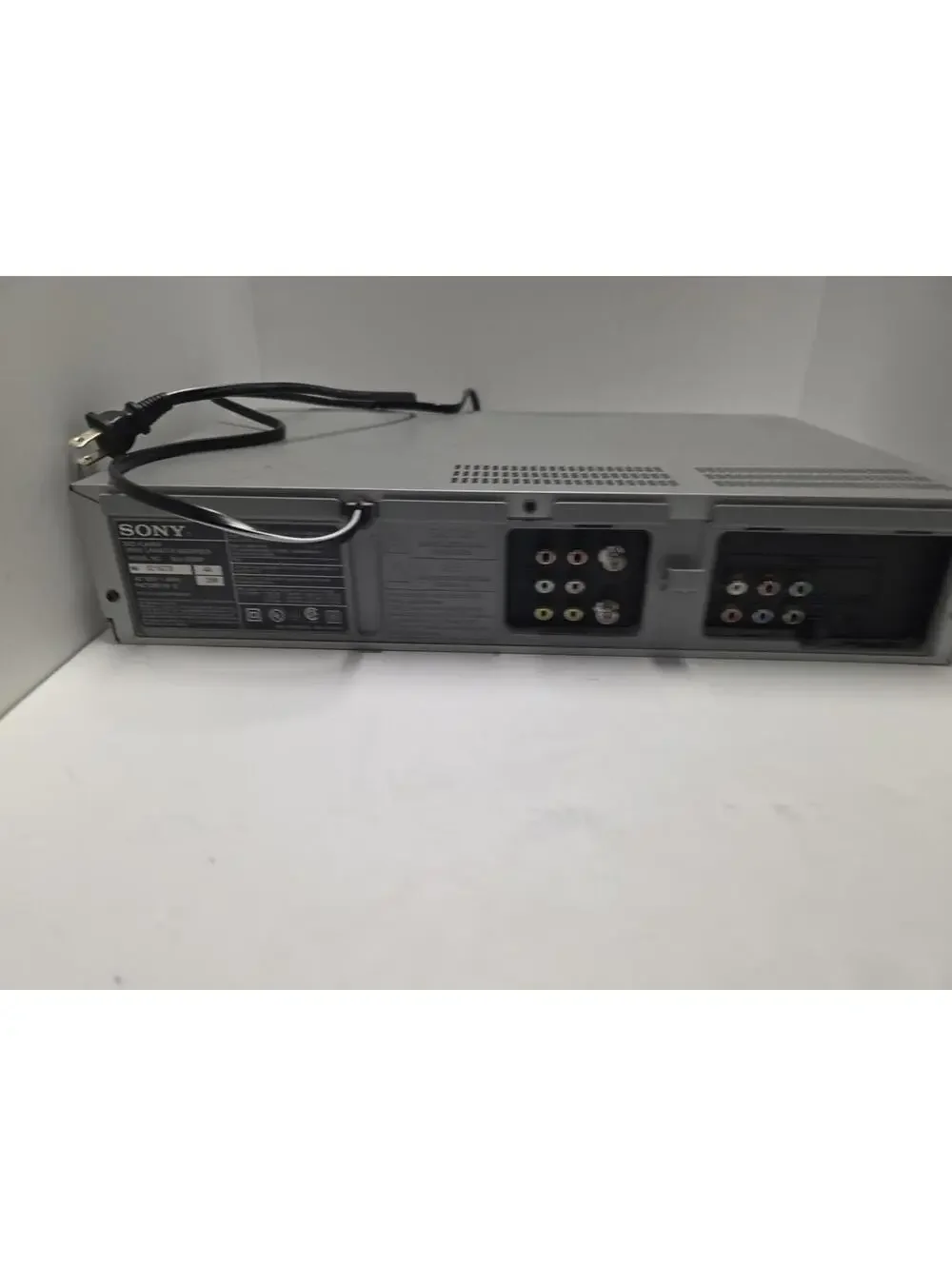 Sony SLV-D350P Combo DVD & VHS Player NO REMOTE (READ DESCRIPTION!)
